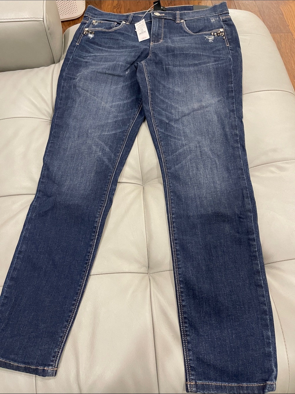 White House Black Market Dark Blue Skinny Leg Jeans with Rhinestones Sz 10
